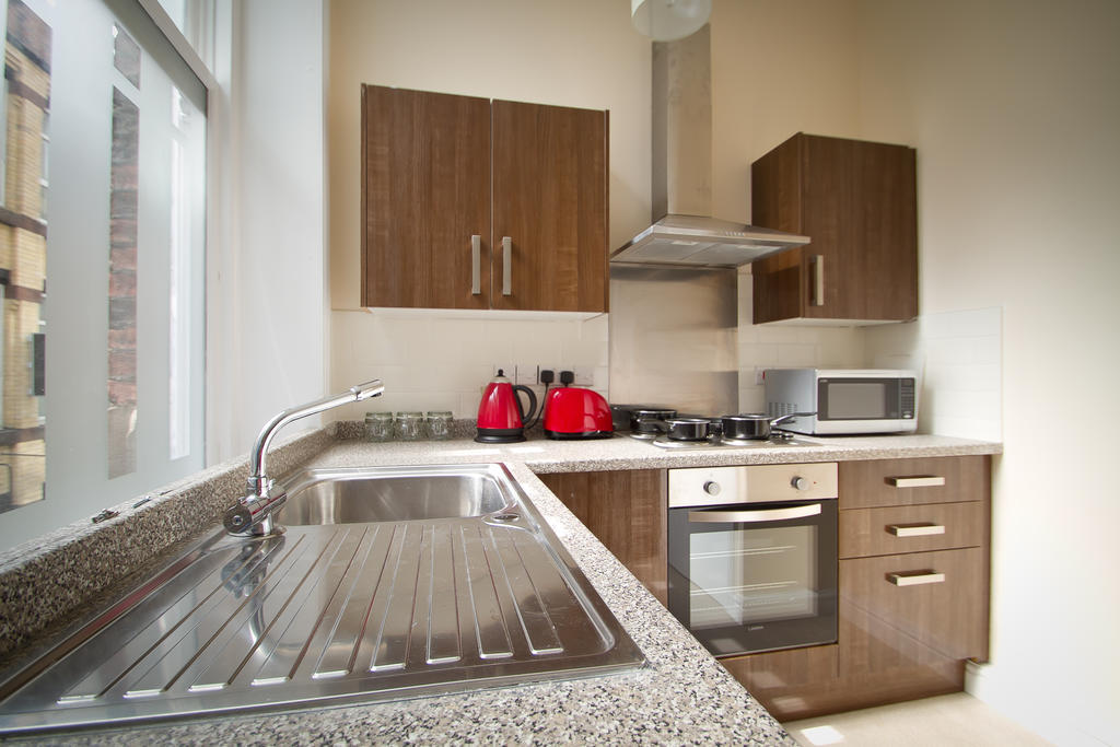 Aparthotel L3 Living @ Irwell Chambers 4*